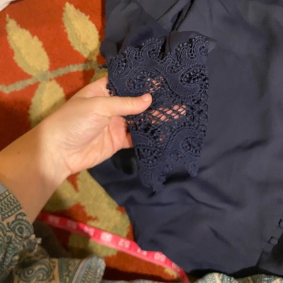 L’Agence / Ava Lace Cuff Blouse  in midnight blue L - Picture 8 of 8